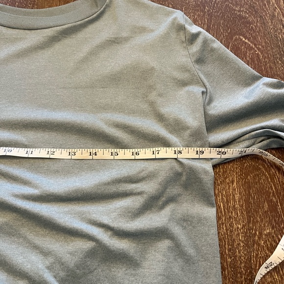 Vuori Dreamknit tee shirt - Picture 8 of 9